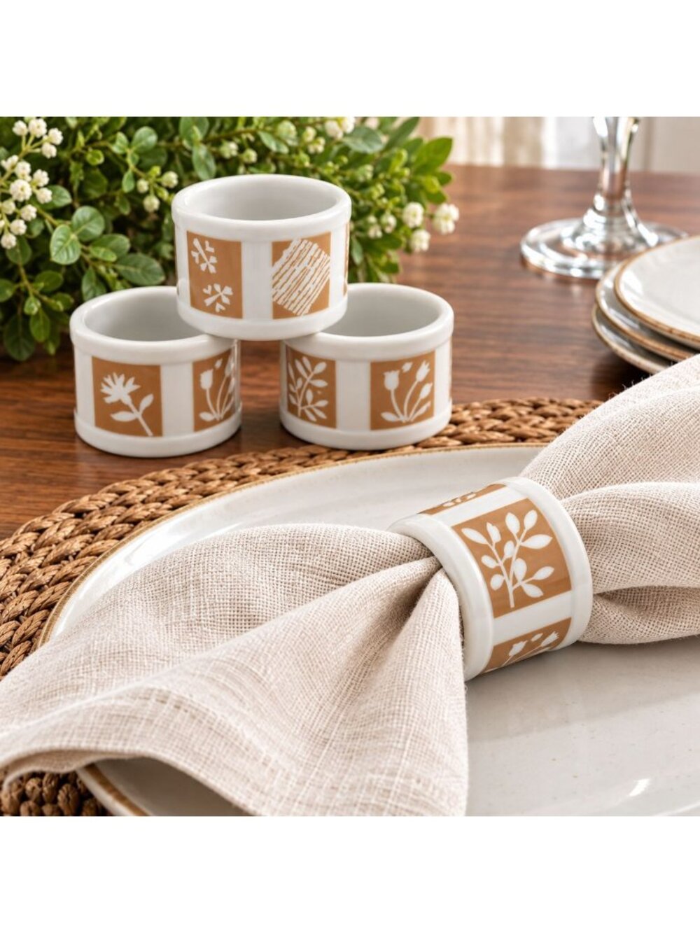 Vintage Ceramic Napkin Rings Set of 4 White Tan Botanical Floral MCM Retro Decor